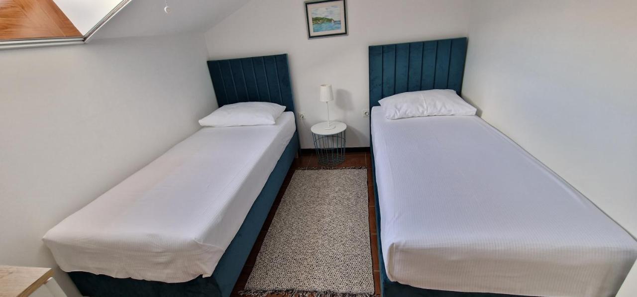 Apartmani Eladora Biograd Na Moru Esterno foto