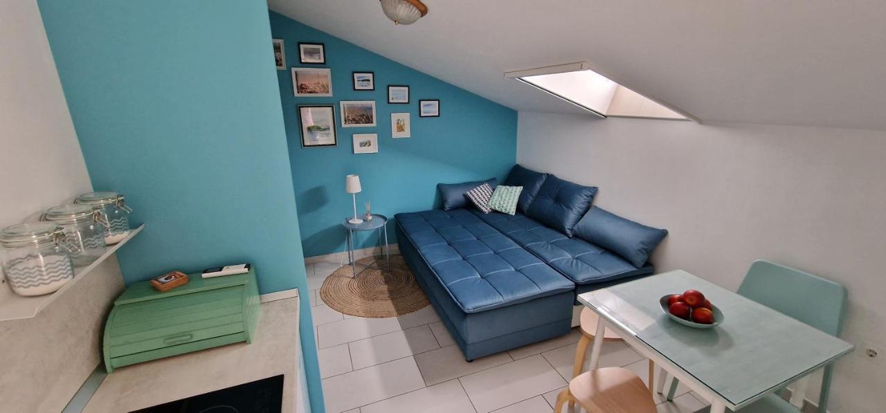 Apartmani Eladora Biograd Na Moru Esterno foto