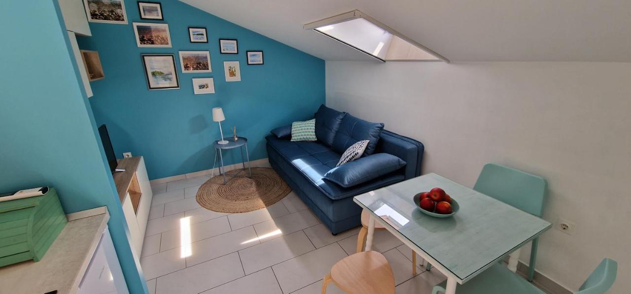 Apartmani Eladora Biograd Na Moru Esterno foto